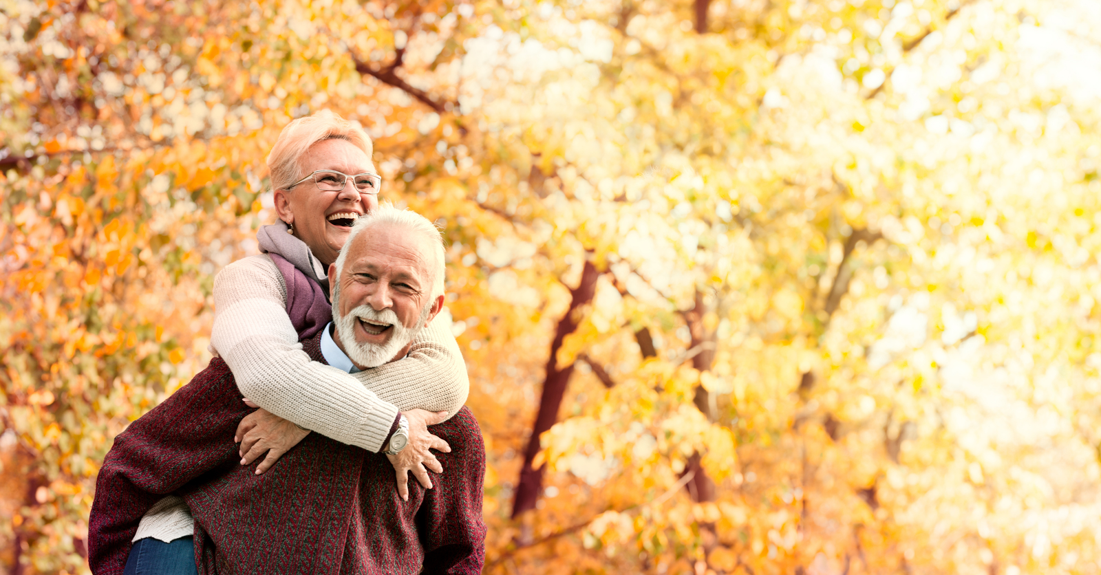 Happy couple enjoying natural digestive relief with SenFlo Gummies